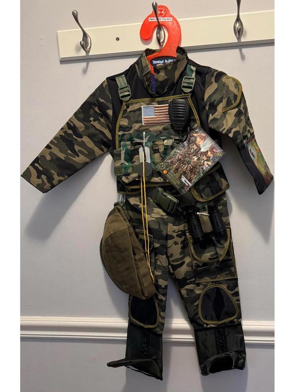 Unisex Camouflage Military Costume Set with Accessories